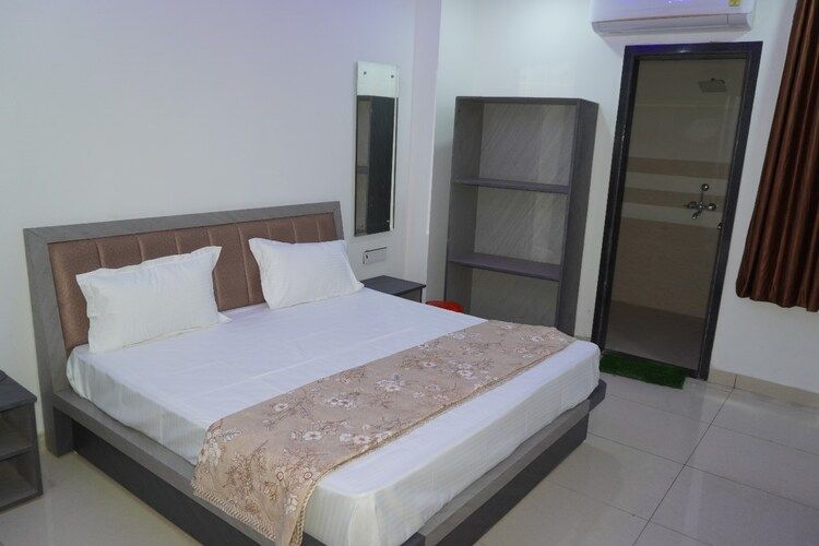 Hotel Shekhawati Resort Deluxe Double Bed 2