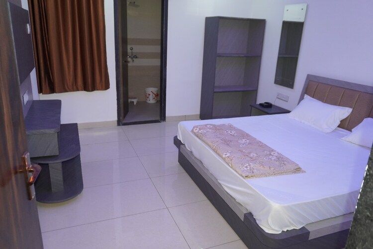 Hotel Shekhawati Resort Deluxe Double Bed 5