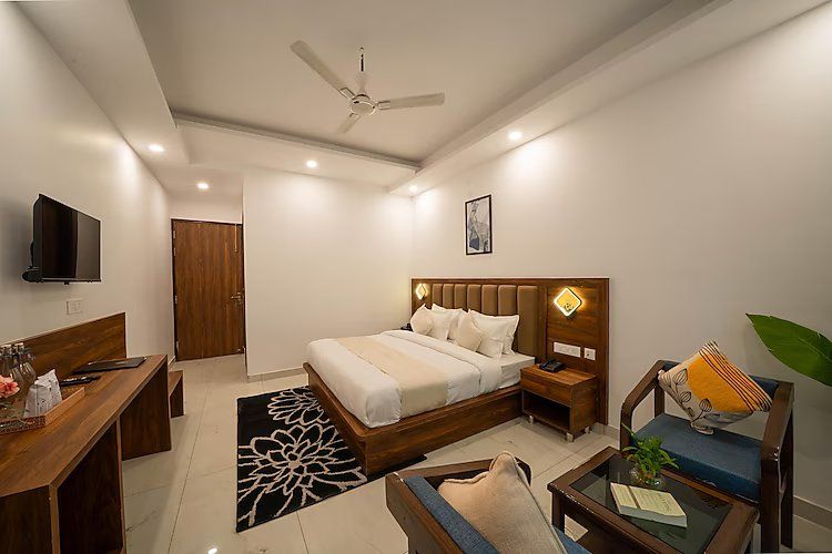 Deluxe room with balcony