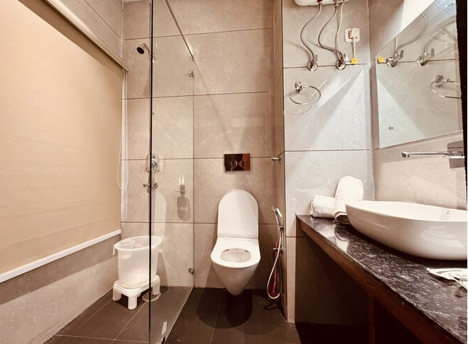 HOTEL SKY HEAVEN DALHOUSIE Deluxe Room with balcony - Forest View 7