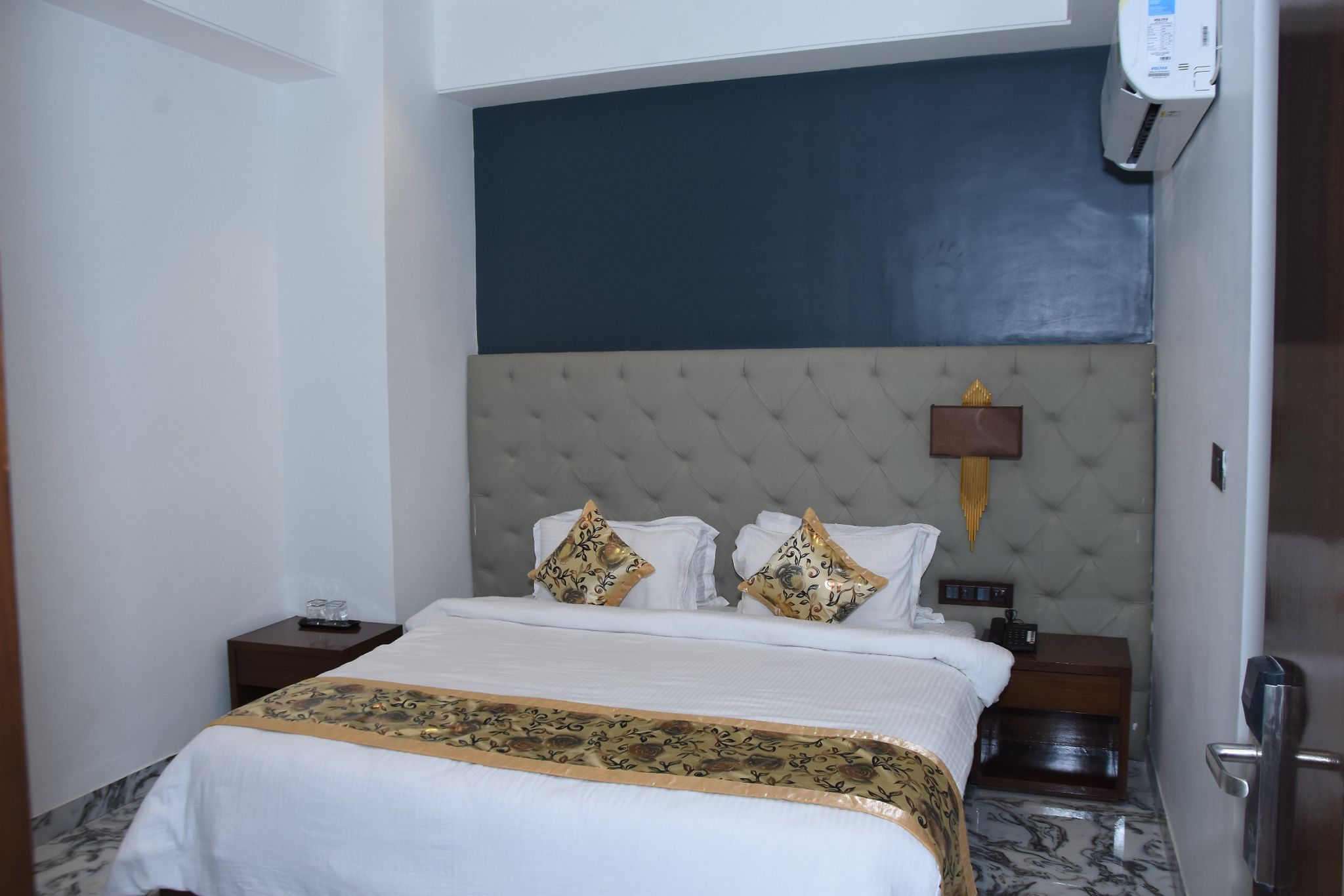 Hotel The Haveli Deluxe