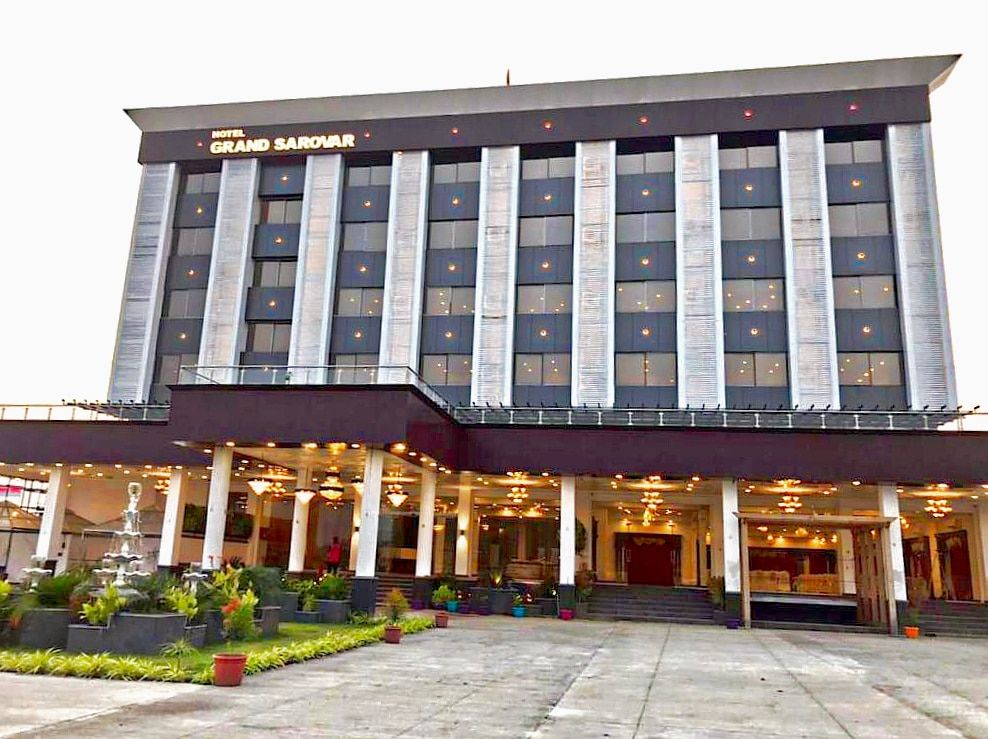 HOTEL GRAND SAROVAR 
