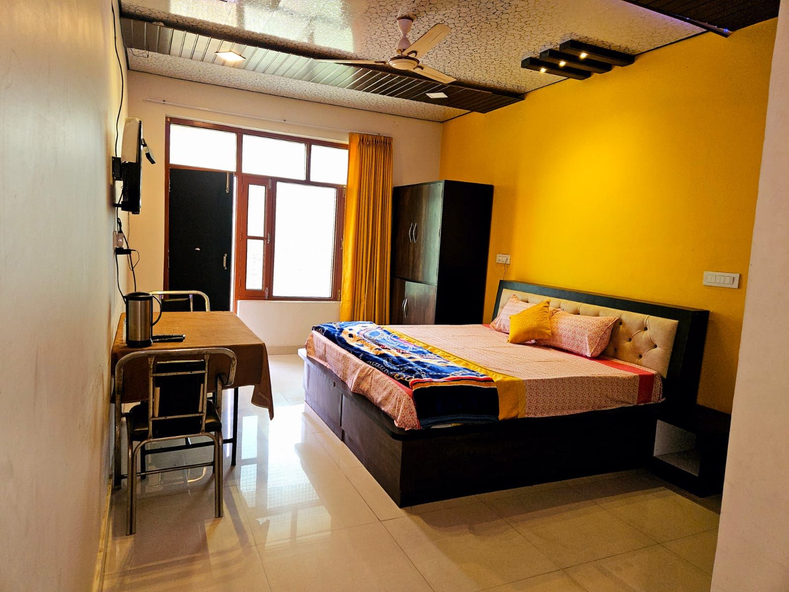 SONI HOTEL AND RESTAURANT Deluxe Room 6