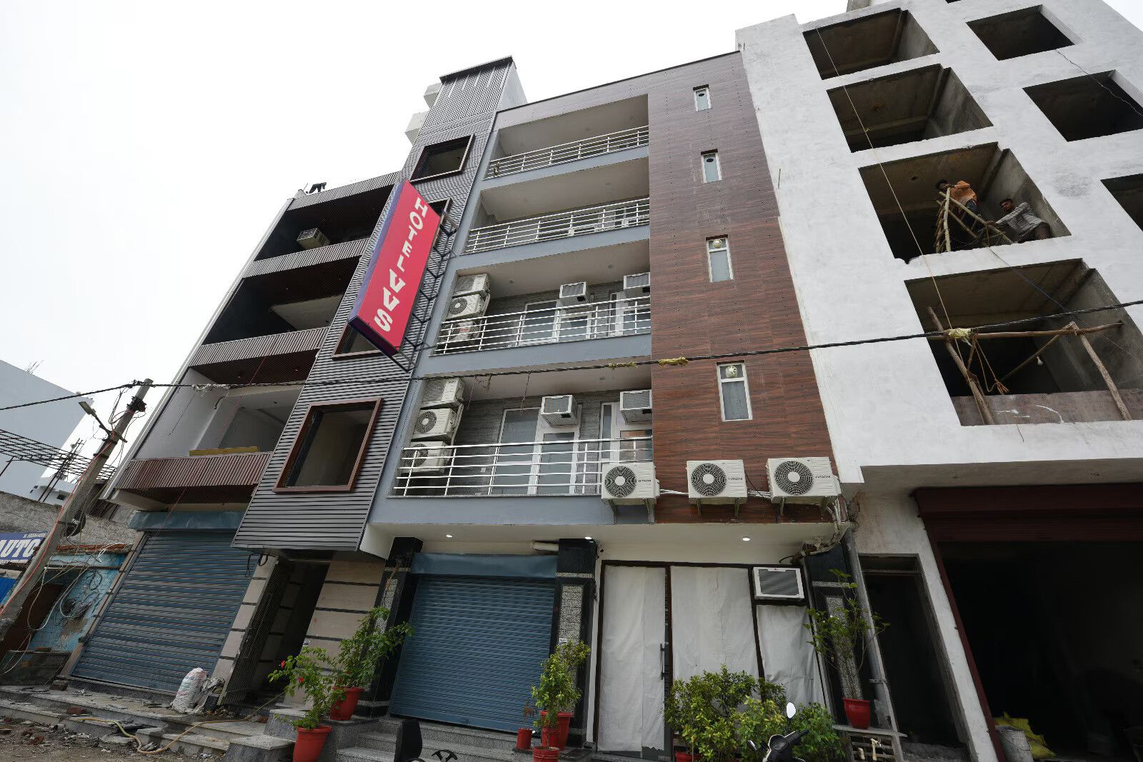 Main Image