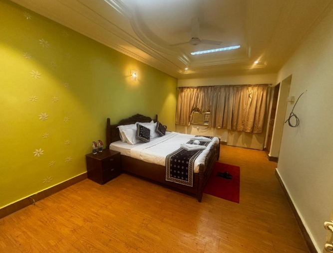 Family Ac Room with Drawing Hall & Balcony