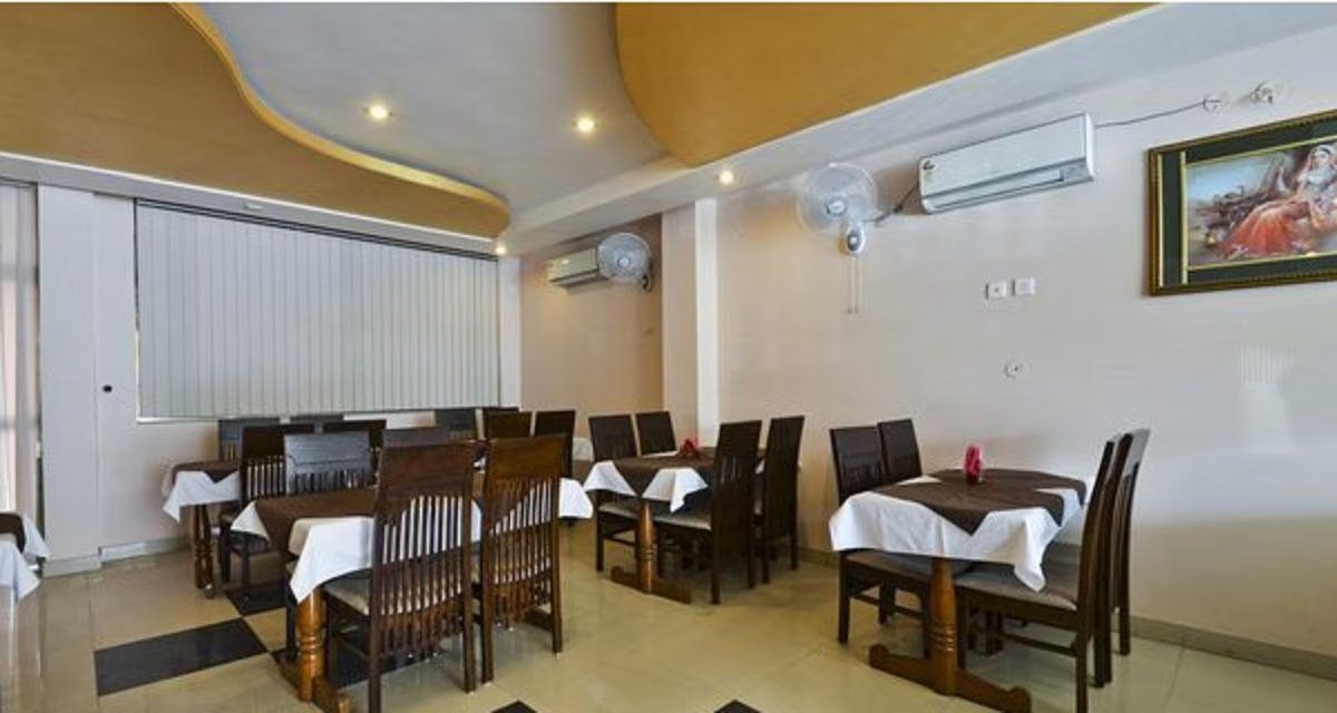 Food & Dining
