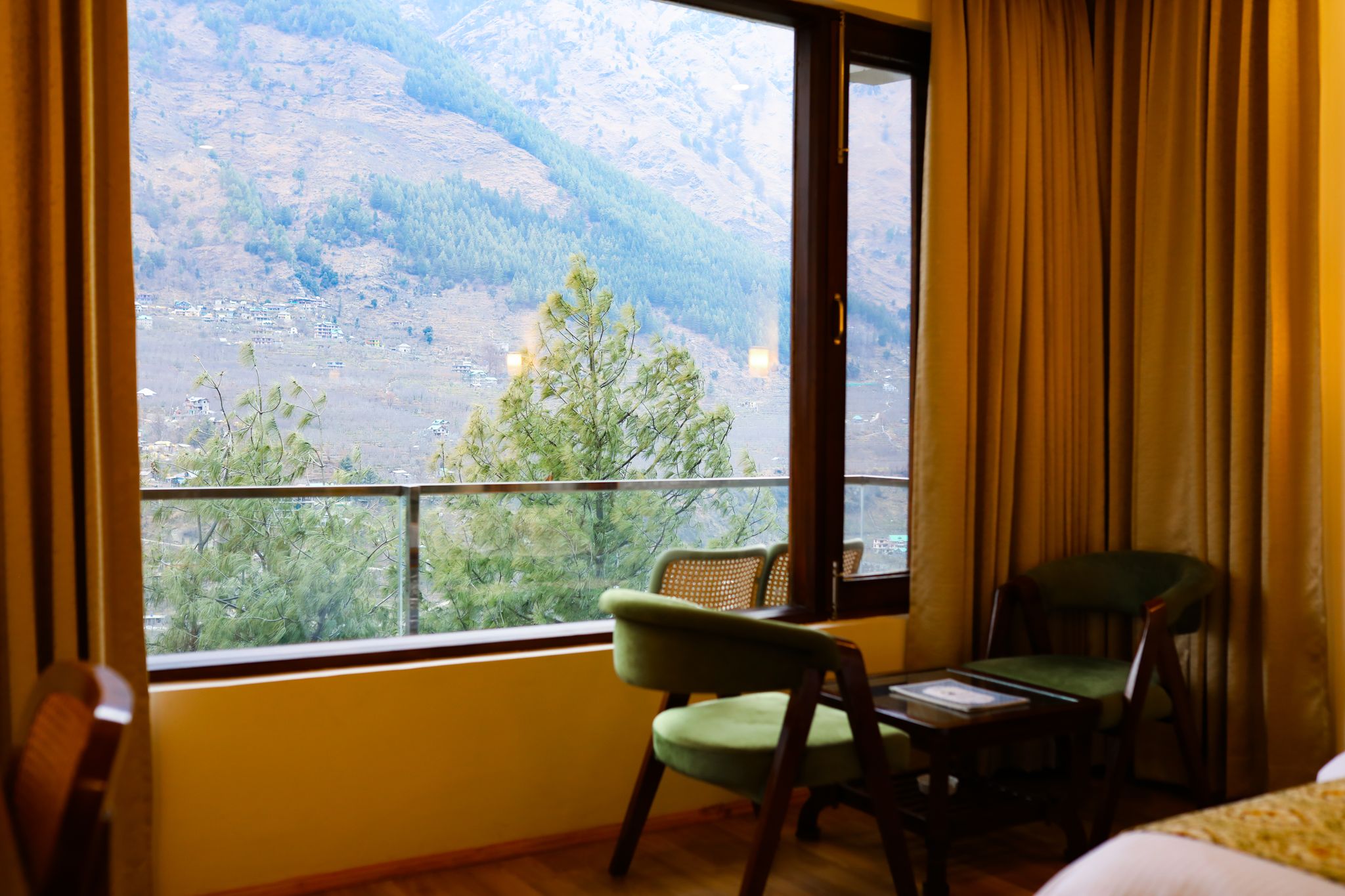  Luxury Mountain View