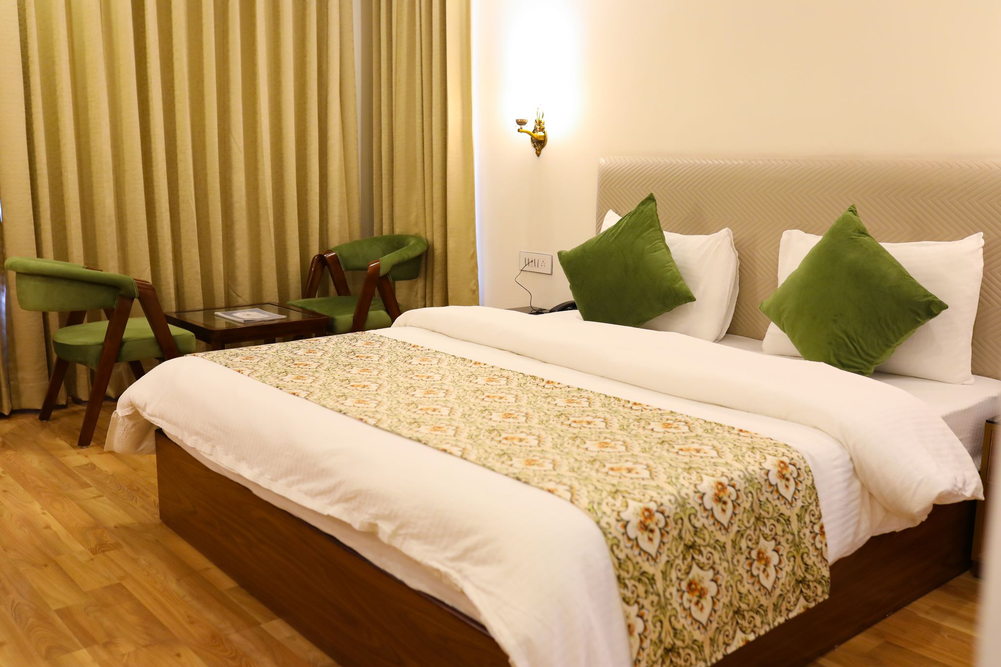  Luxury Mountain View