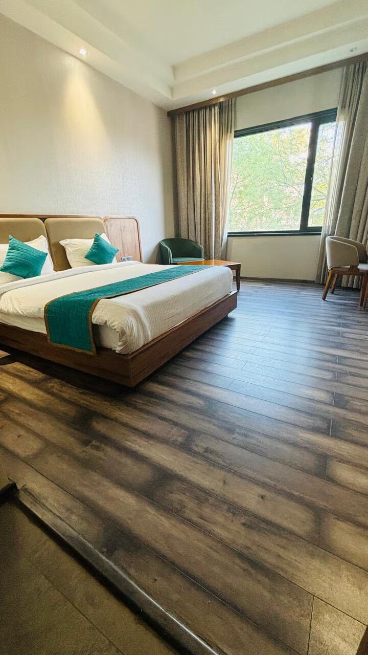 Hotel Harivilas Executive Room 5