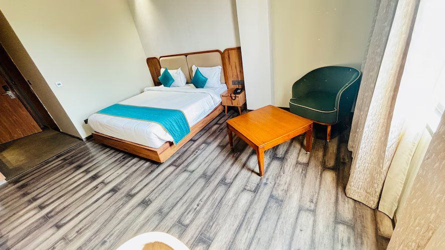 Hotel Harivilas Executive Room 4