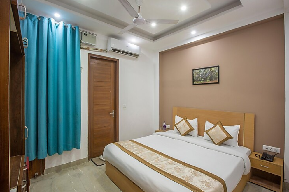 Hotel Surya Palace by Aura Deluxe Room 5