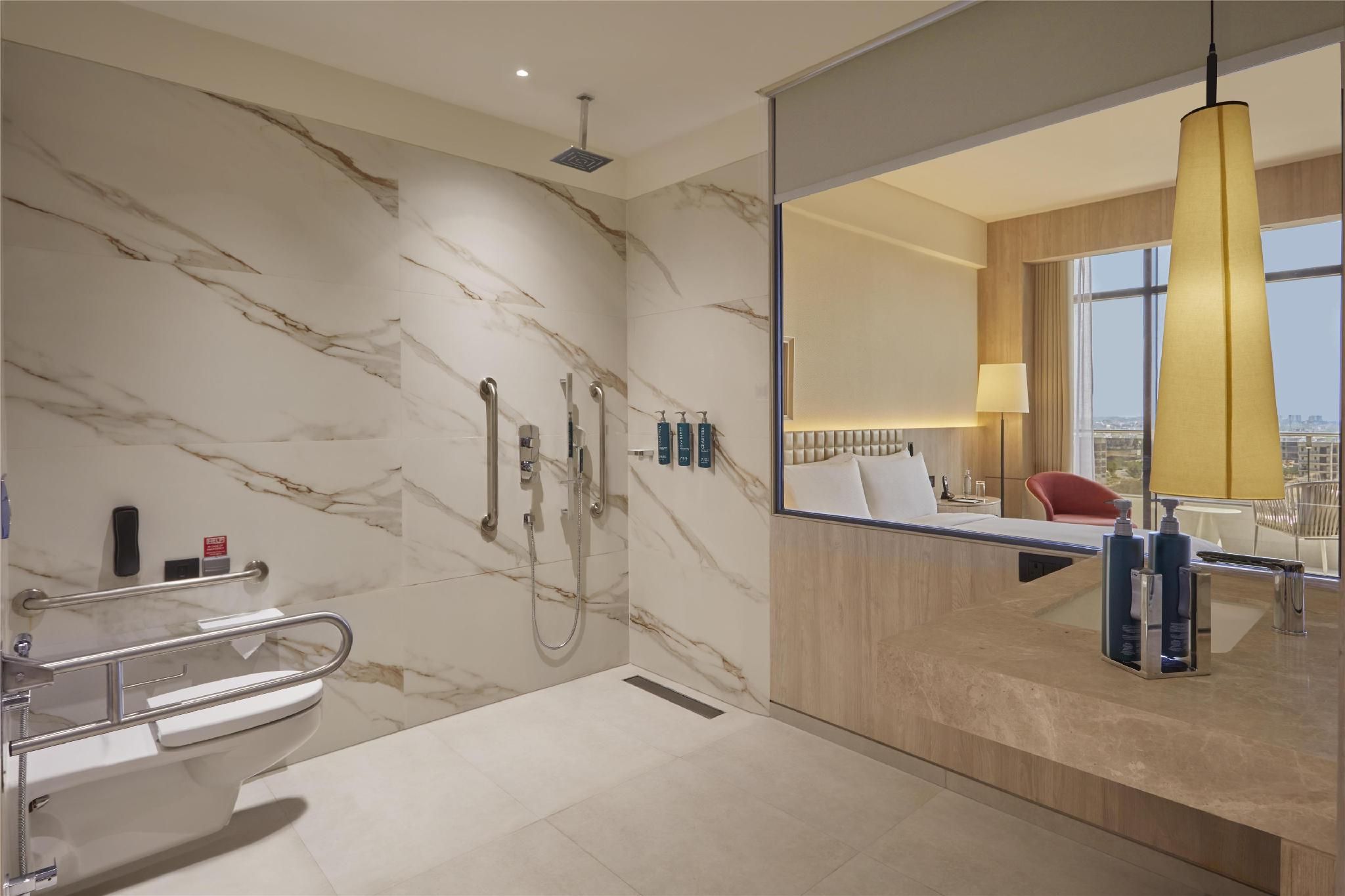 King Accessible Room 