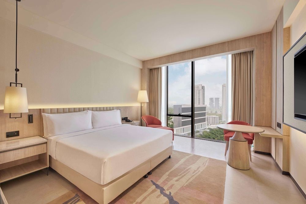 Hilton Gurugram Baani City Centre Room, 1 King Bed