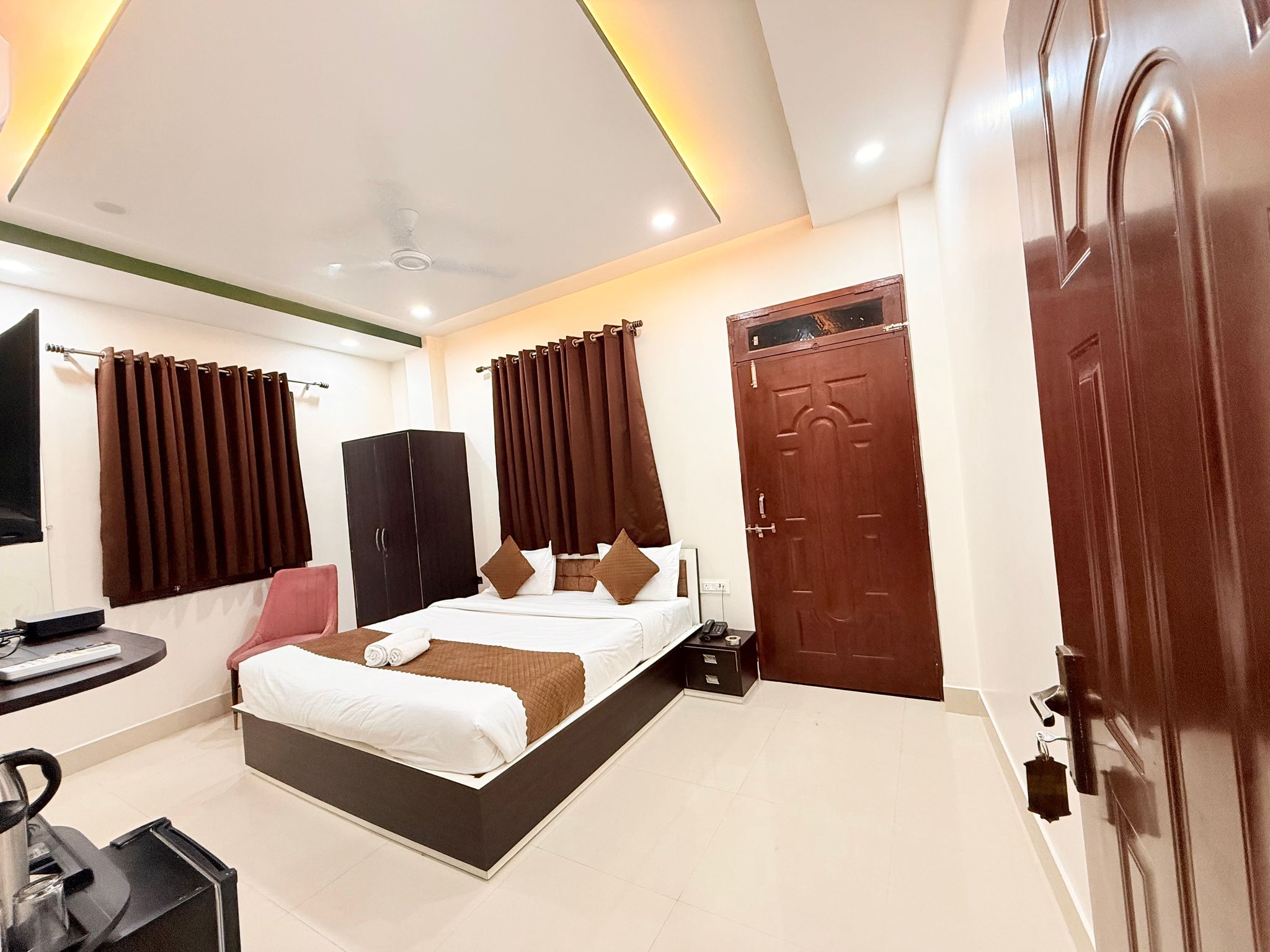 Hotel Aastha Inn Executive Room 7