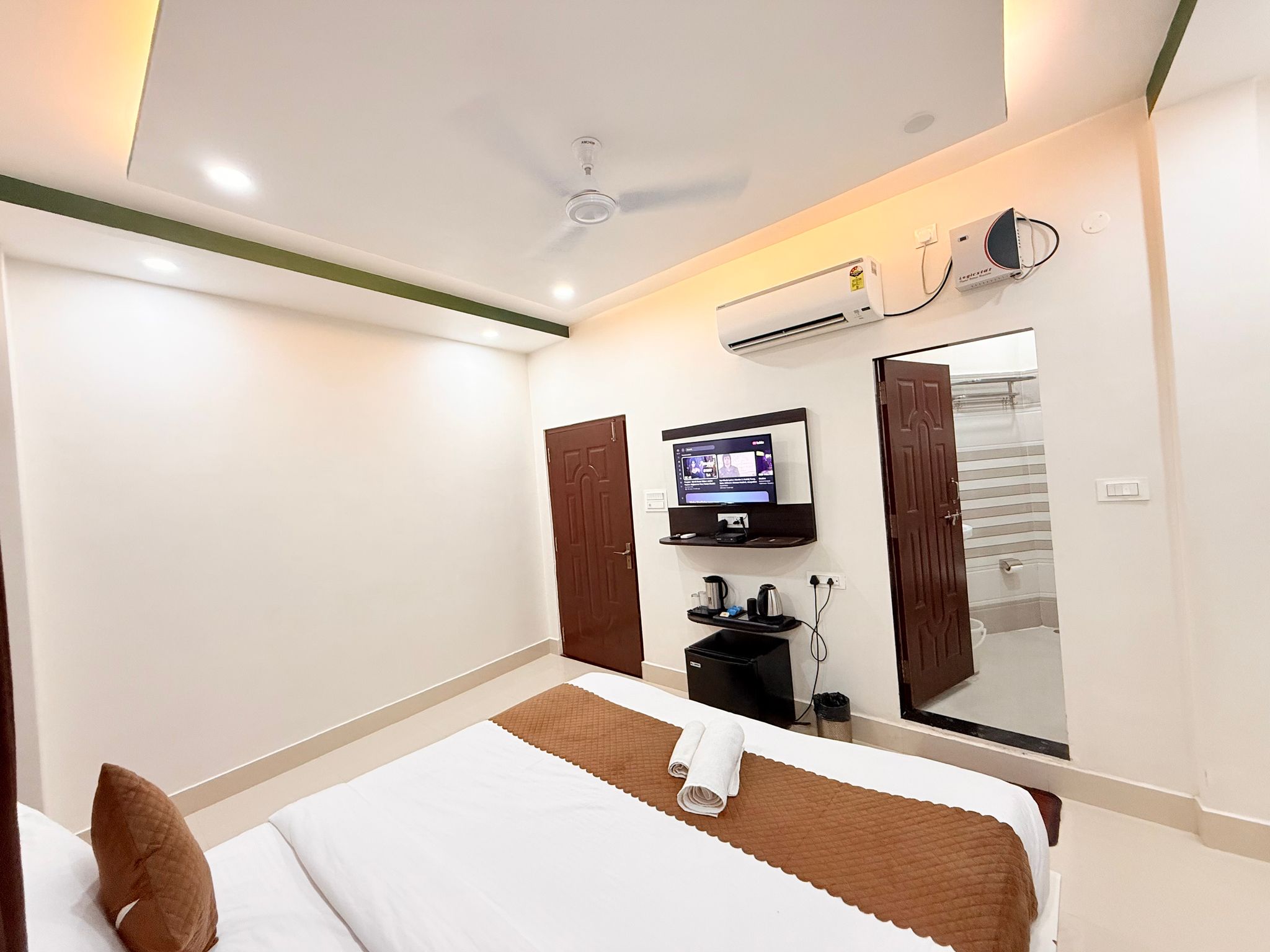 Hotel Aastha Inn Executive Room 5