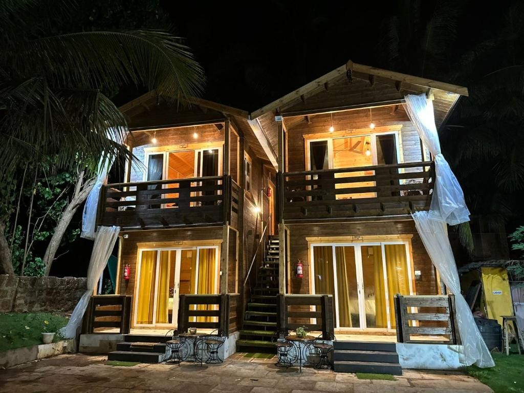 Georgies Wooden Stay