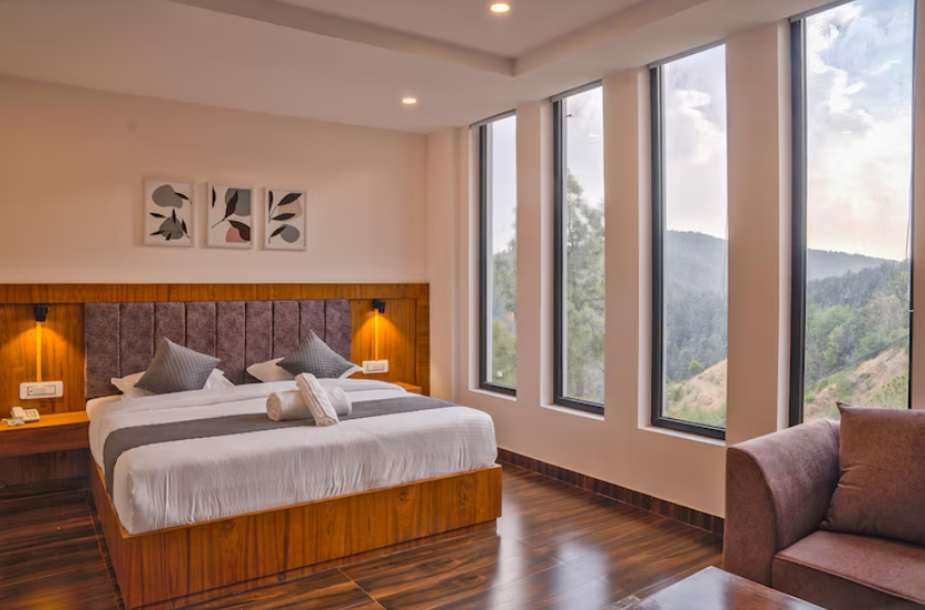 Deluxe Double Room Mountain View