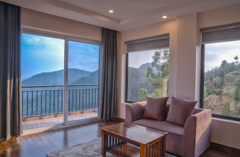 Superior Room With Balcony and Valley View