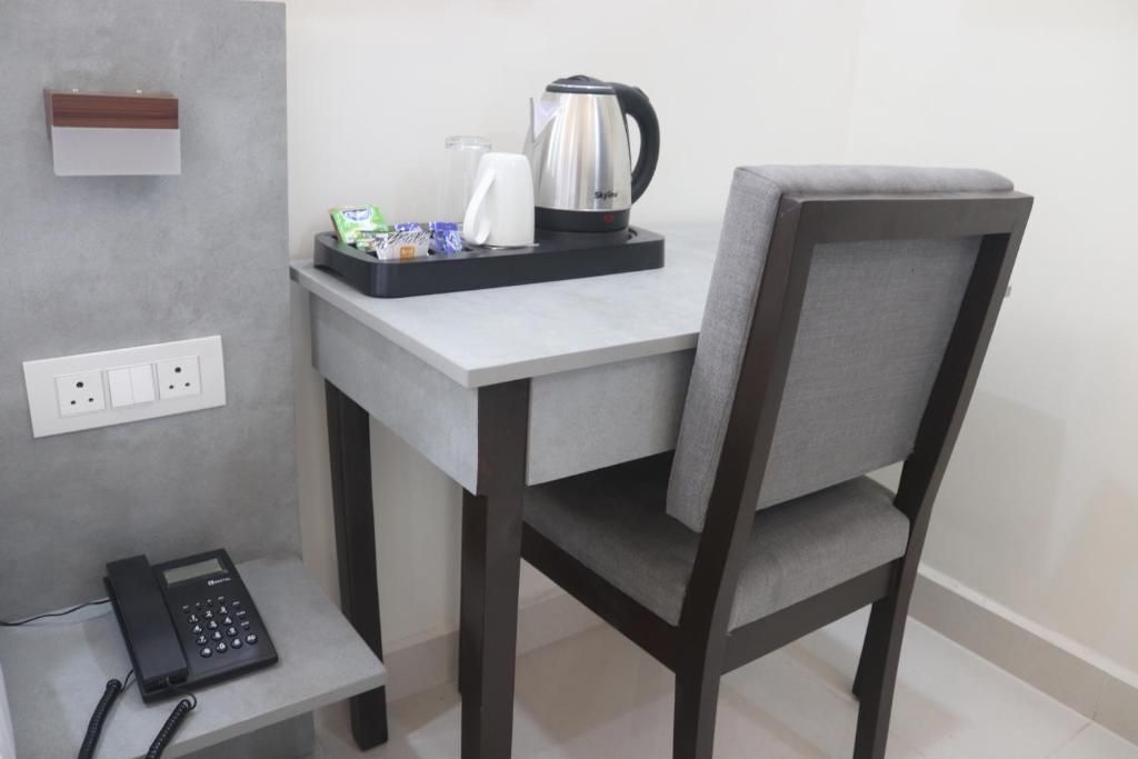 Axon Business Stays Hitech City Hyderabad Deluxe TWIN Bed Rooms 5