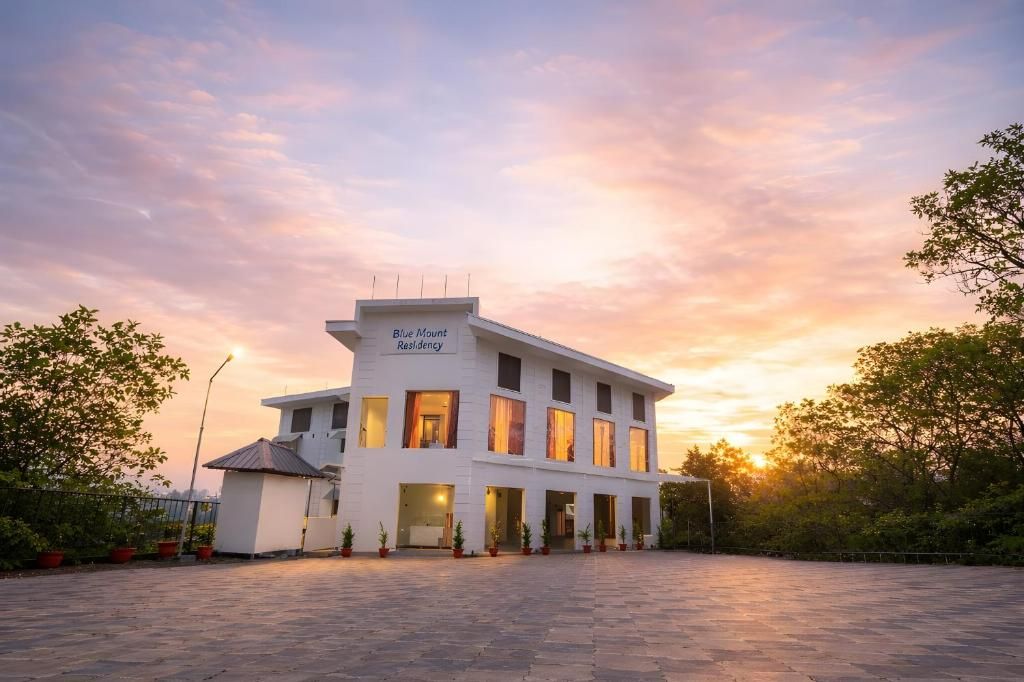 Blue Mount Residency