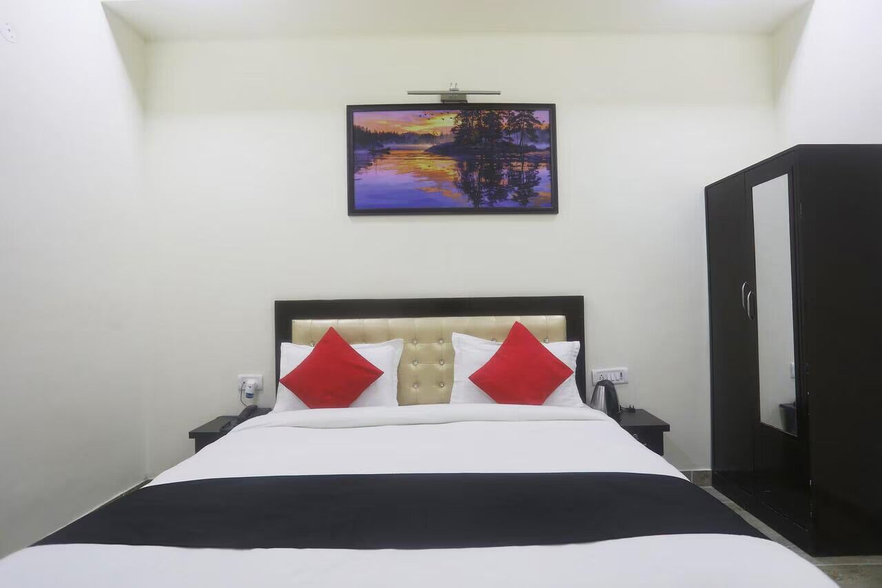 Deluxe Room with Balcony