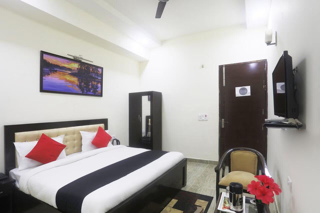 Deluxe Room with Balcony