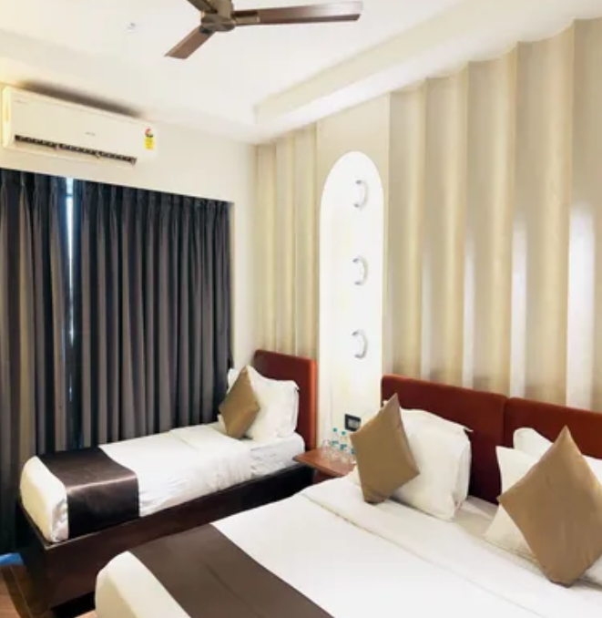 White Pearl Colaba Deluxe Room 2