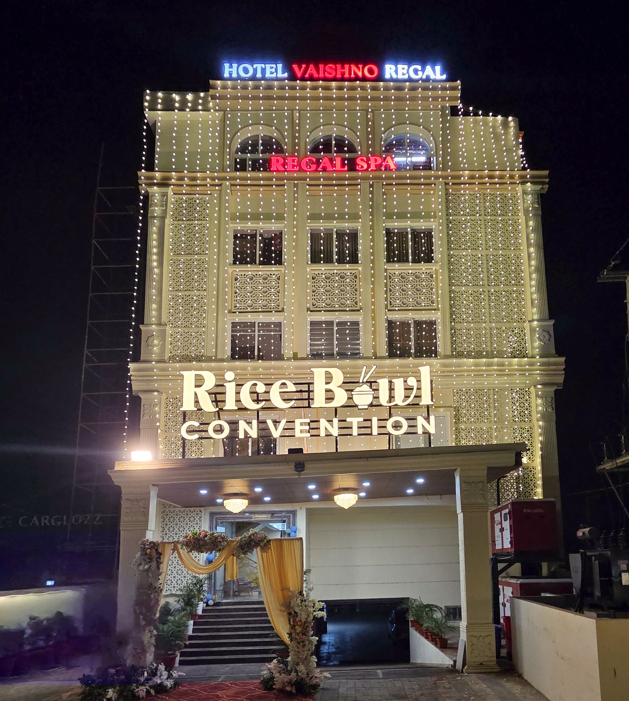 Hotel Vaishno Regal