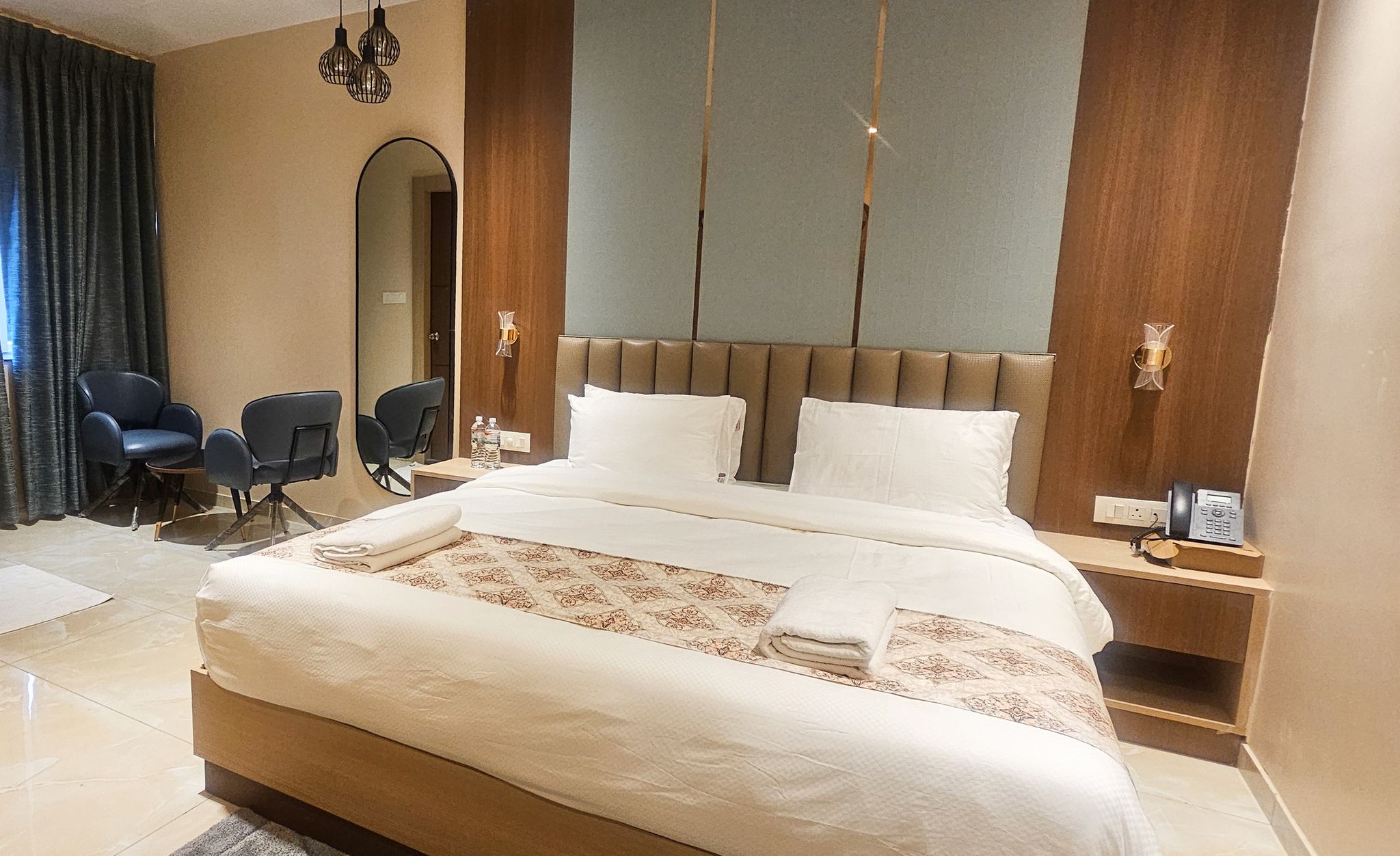 Hotel Vaishno Regal Super Deluxe Room with King Size Bed 46