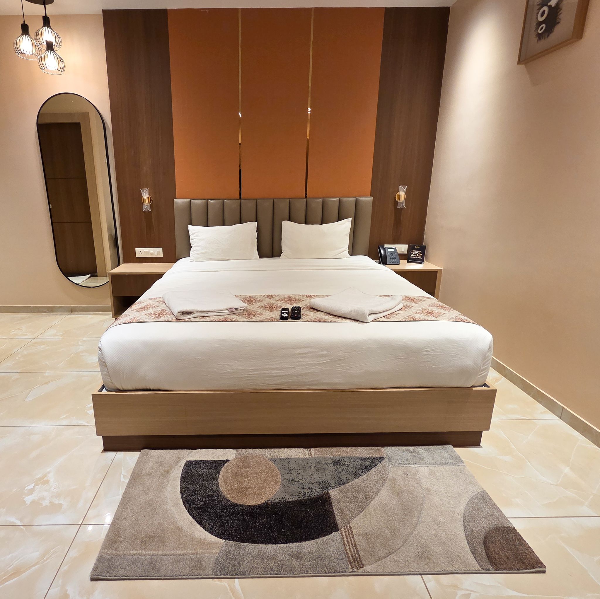 Hotel Vaishno Regal Super Deluxe Room with King Size Bed 19