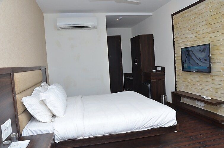 Hotel Fortune Blue Executive Suite 4