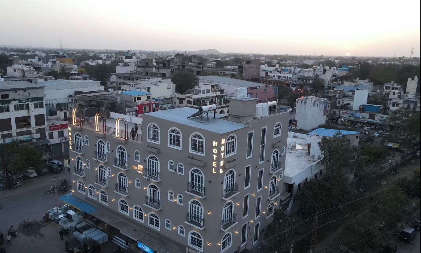 Hari leela fort view palace