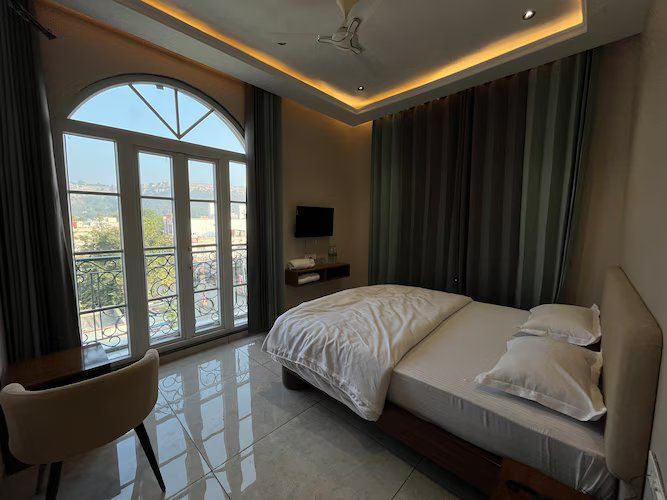 Exclusive Fort view room