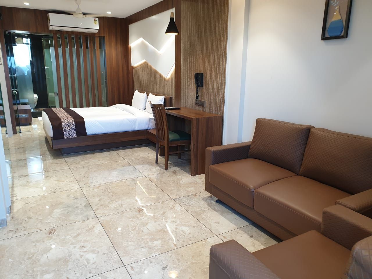 image_4674073_fcfdeebe-06e2-45af-a3cd-e4d27b092173