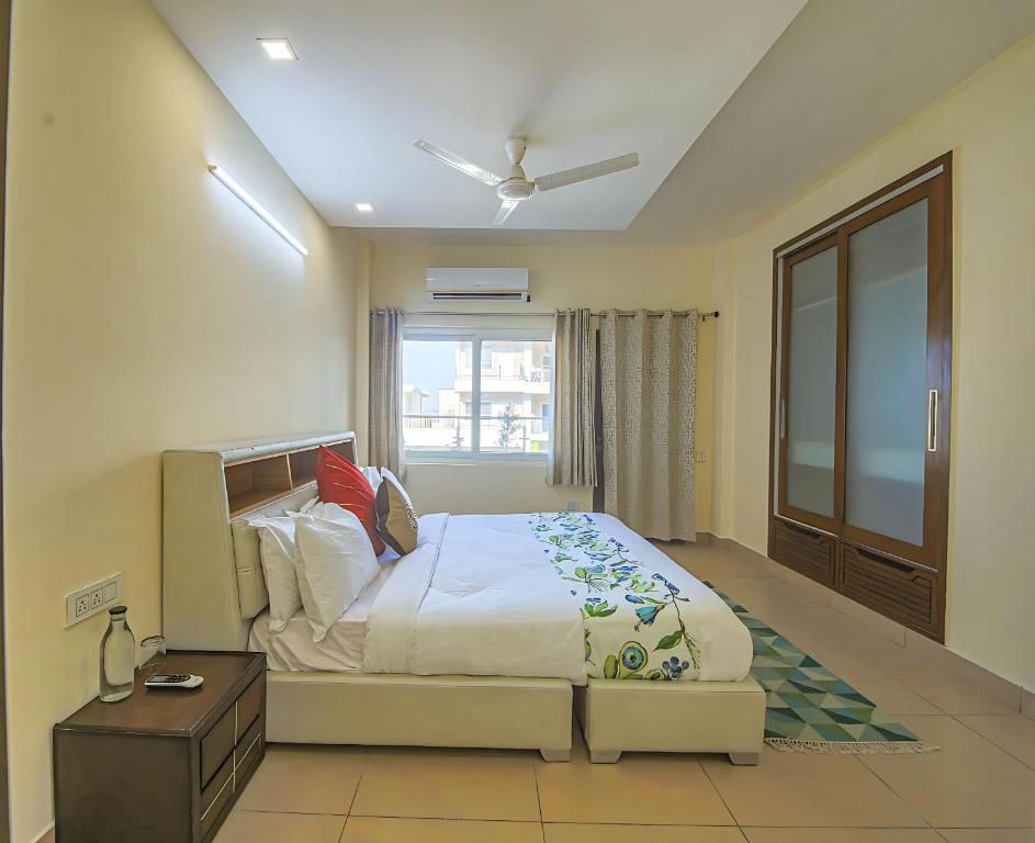 Superior Queen Room