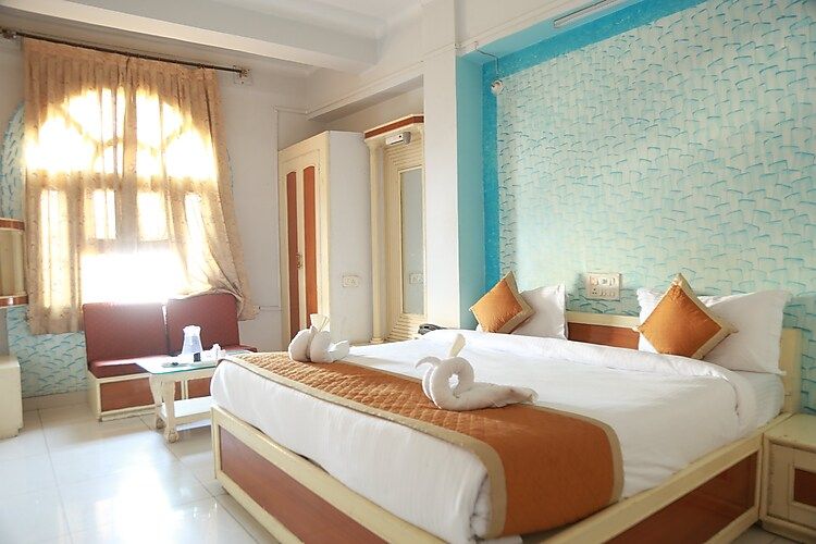 Hotel Amar Palace Deluxe room