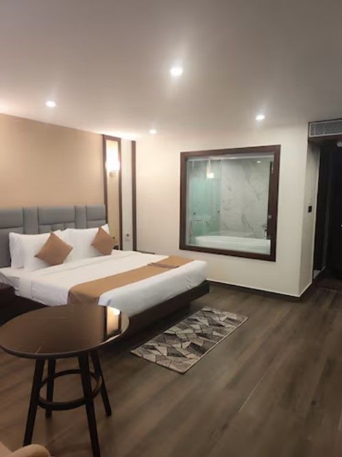 Pristine Premium Room -With Bathtub
