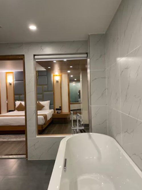 Pristine Premium Room -With Bathtub