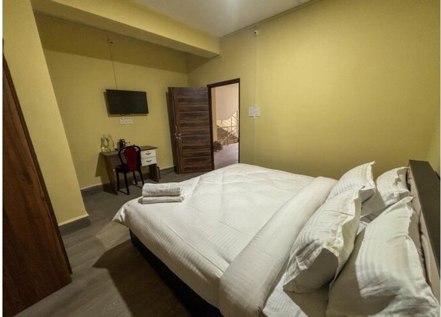 Hotel Jamyang Standard Room With Queen Bed