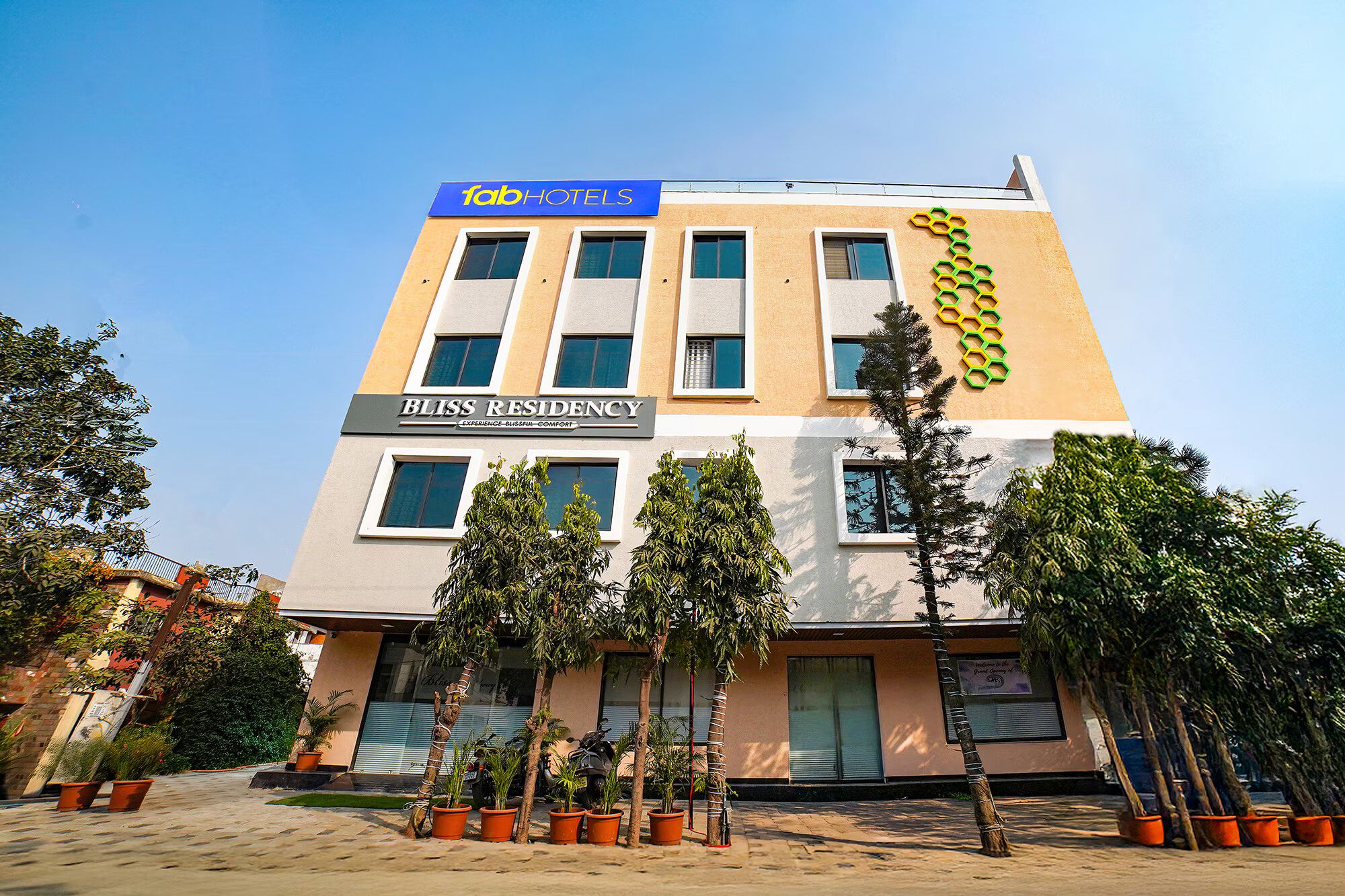 Hotel Bliss Residency