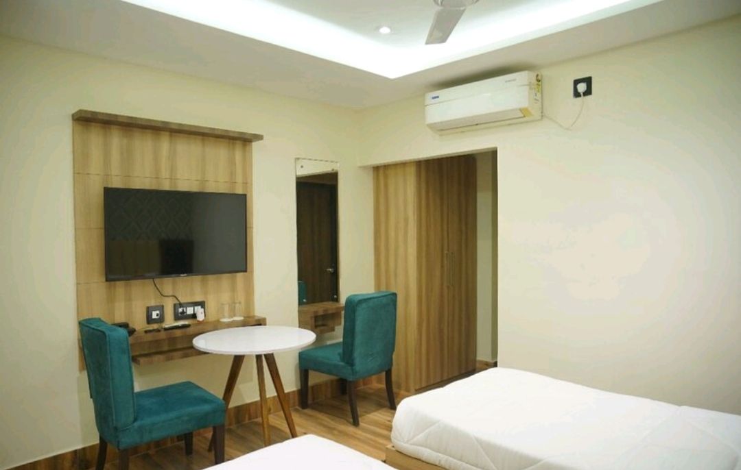 Resort Royal Orbit Executive twin bed 3