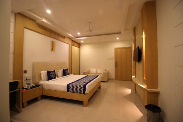 HOTEL YASH INN Premium Suite 2