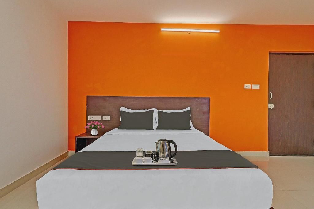 Blooms Stay Inn Near Snow City Deluxe Room 8