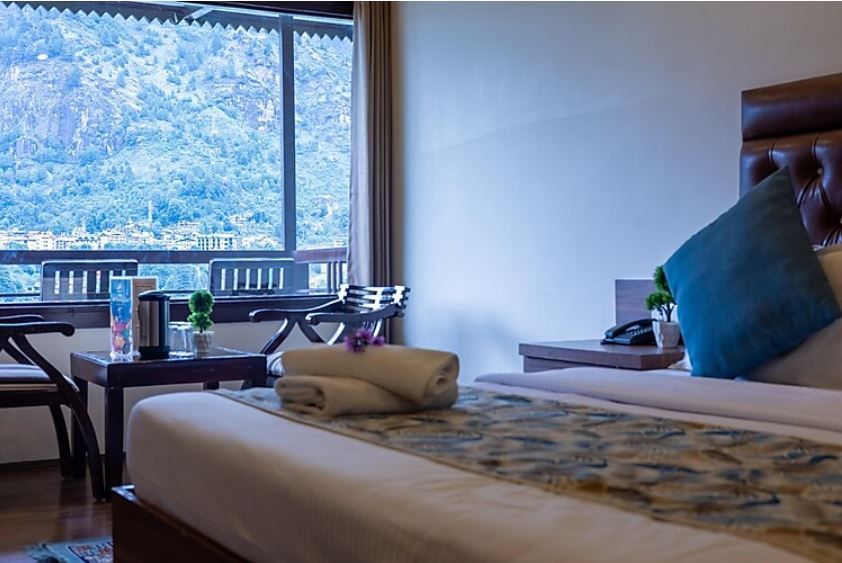 Himalayan Spurge Villa Deluxe Room With Hill View 4
