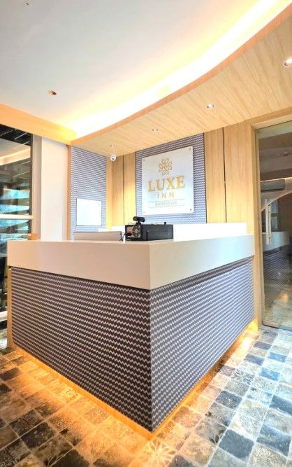 Hotel Luxe Inn