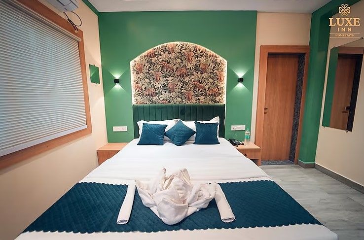 Hotel Luxe Inn