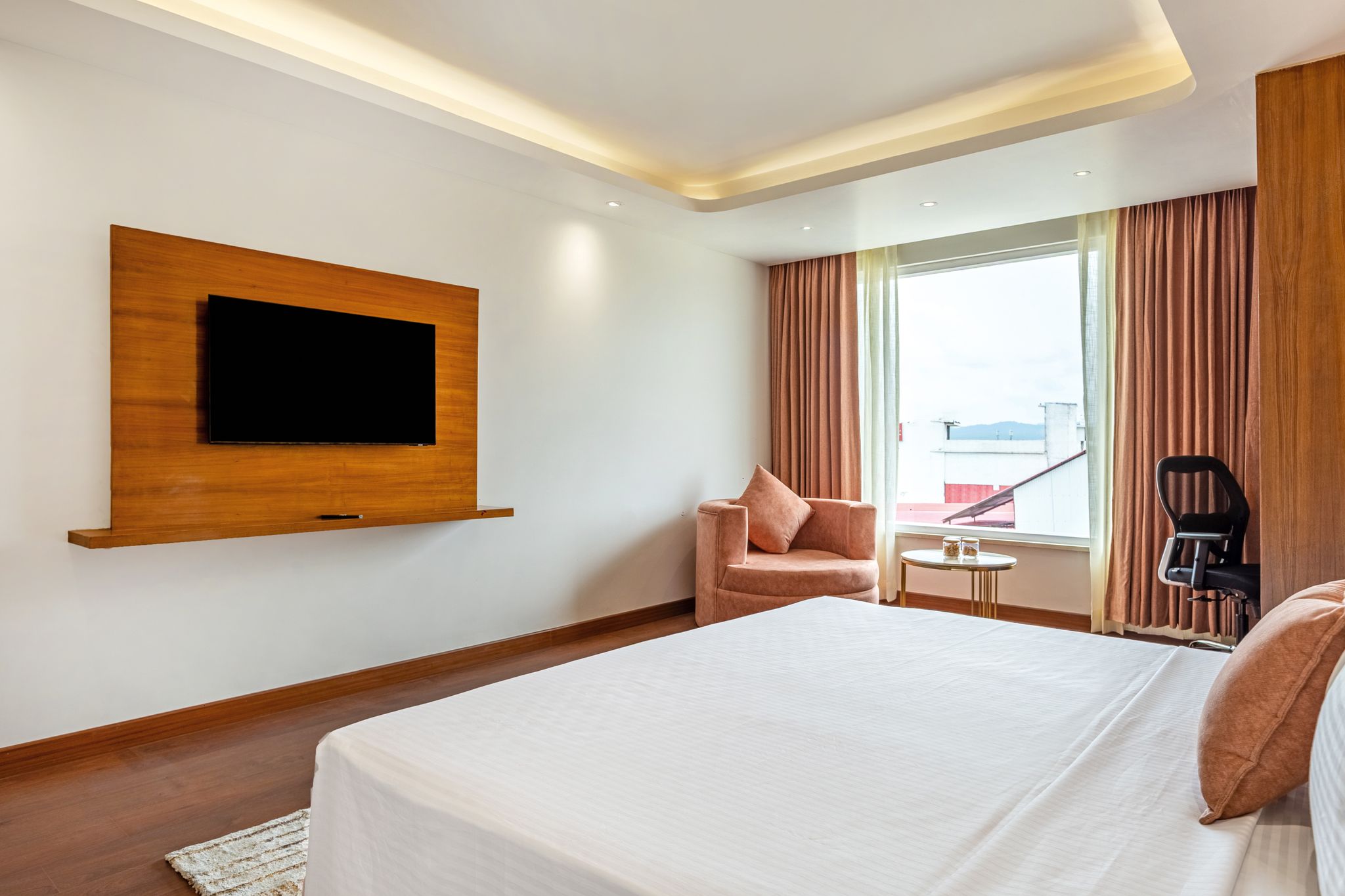 Sterling GK Exotica Dehradun Classic King 7