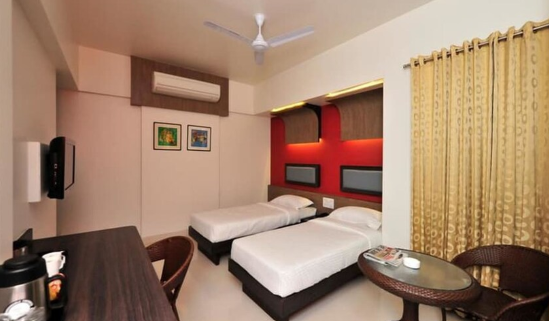 Standard Twin Bed