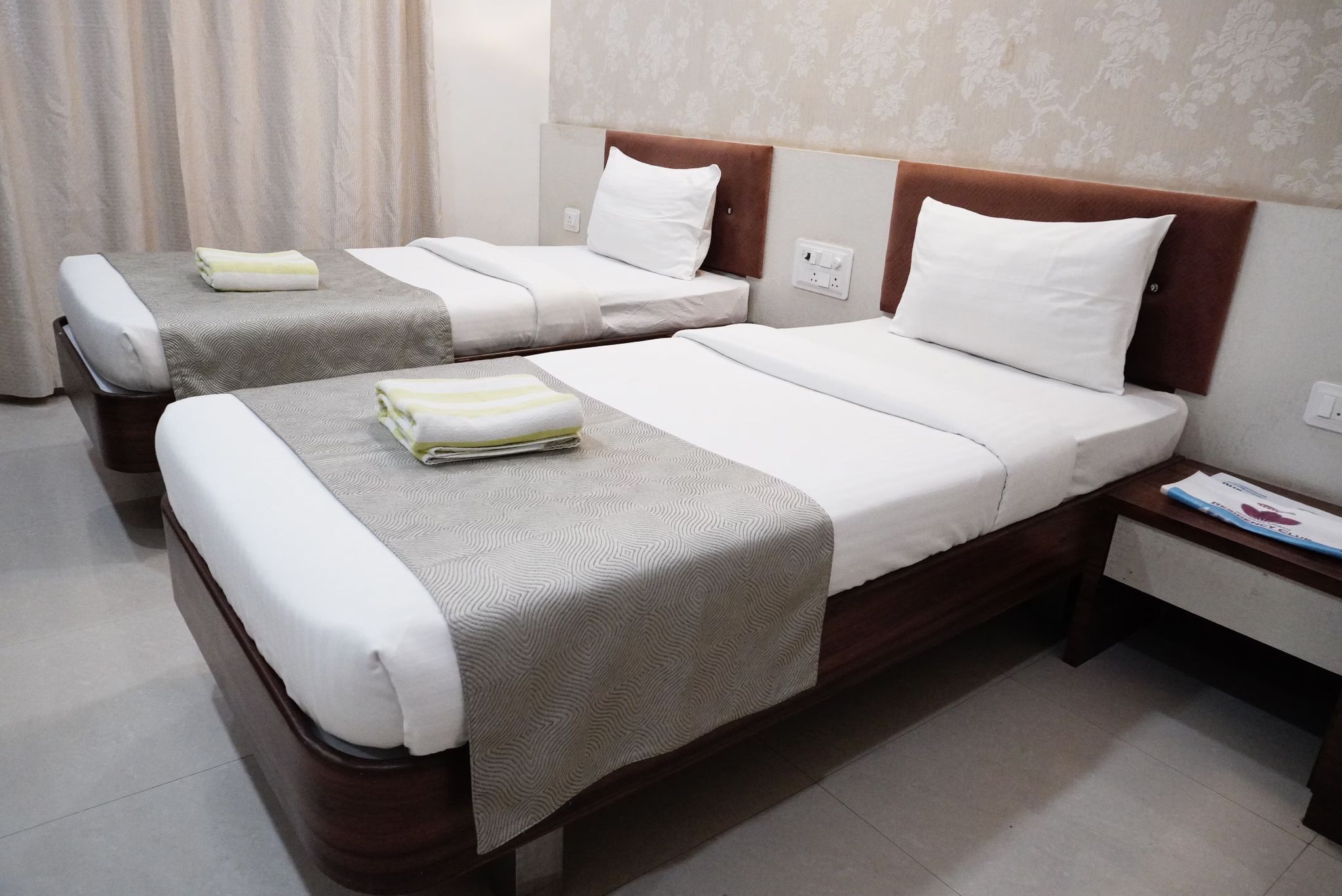 BULDANA URBAN RESIDENCY CLUB Deluxe Room 2