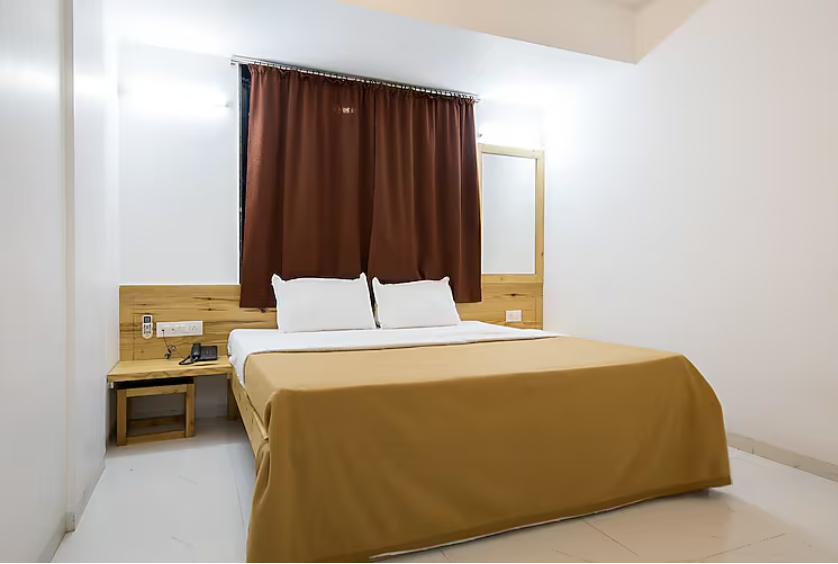 Casa Fedora Deluxe Double Bed Rooms NON AC 3